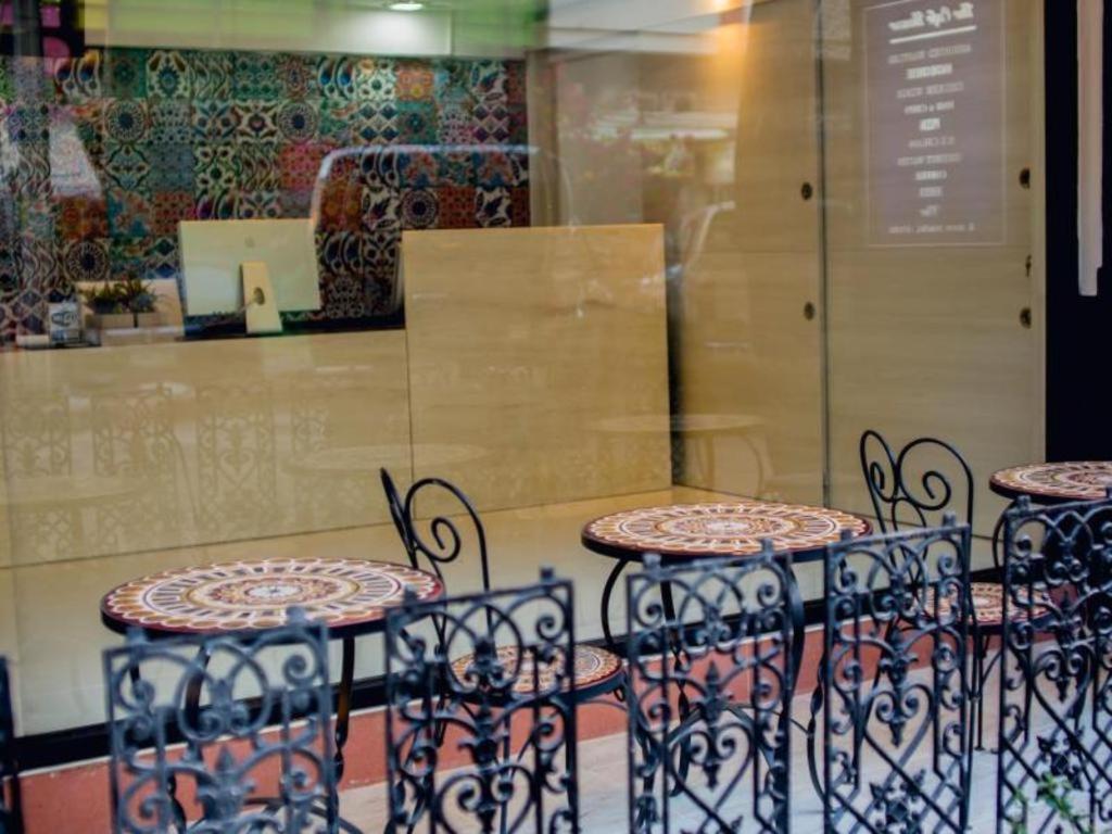 Отель Anchor Boutique House Patong Экстерьер фото