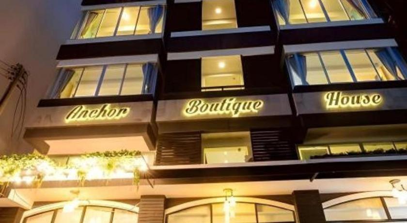 Отель Anchor Boutique House Patong Экстерьер фото