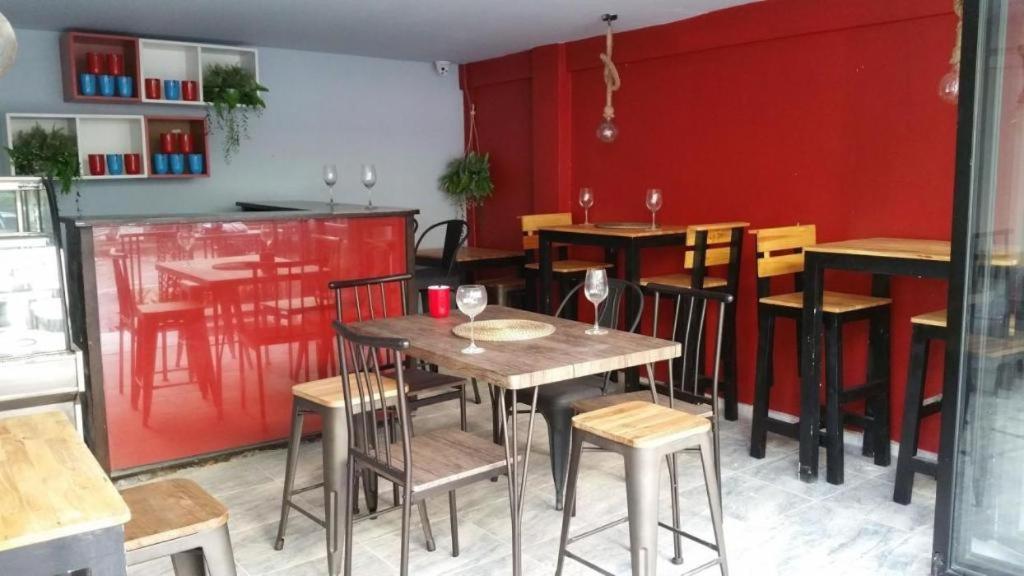 Отель Anchor Boutique House Patong Экстерьер фото