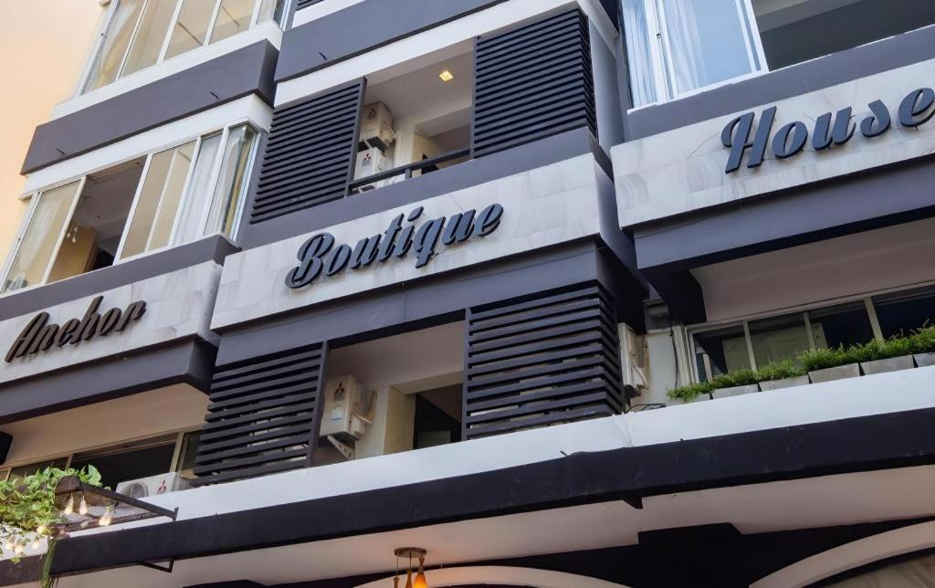 Отель Anchor Boutique House Patong Экстерьер фото